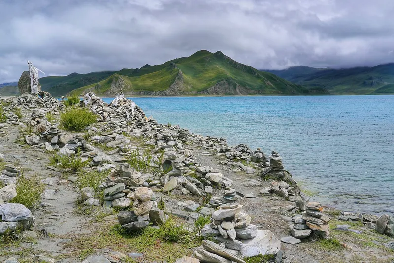Yamdrok Lake — another view