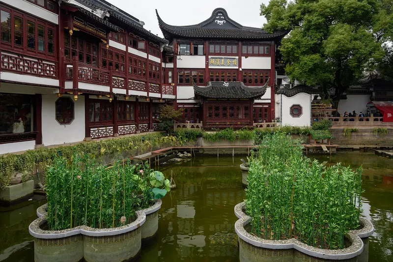 Yu Garden & Bazaar — another view