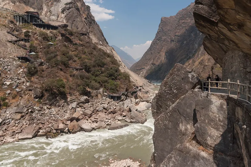 Tiger Leaping Gorge — another view