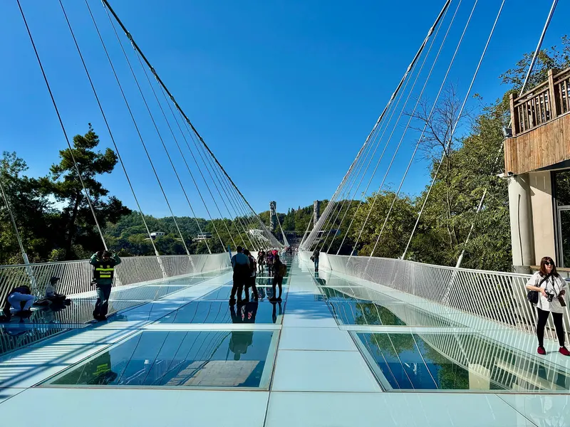 Grand Canyon Glass Bridge — another view